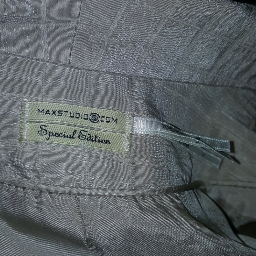 Blazer - Picture 3 of 3